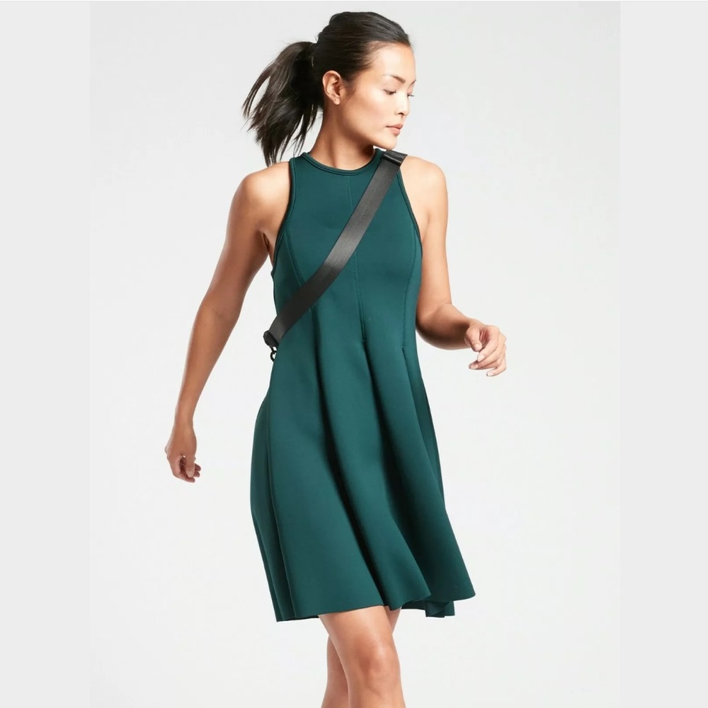 ❌❌SOLD❌❌ATHLETA✨ EN ROUTE SCUBA TEAL PLEADED DRESS